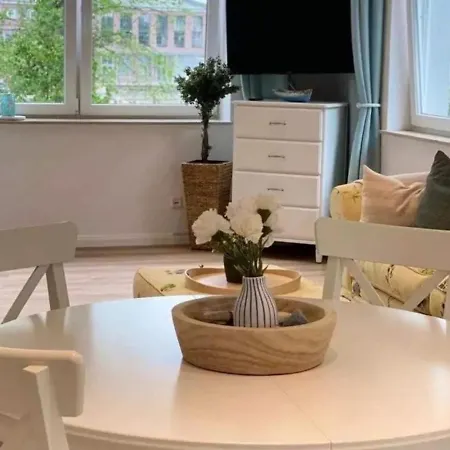 公寓 Ferienwohnung Am Hafen - Sunset 霍尔斯泰因地区诺伊斯塔特